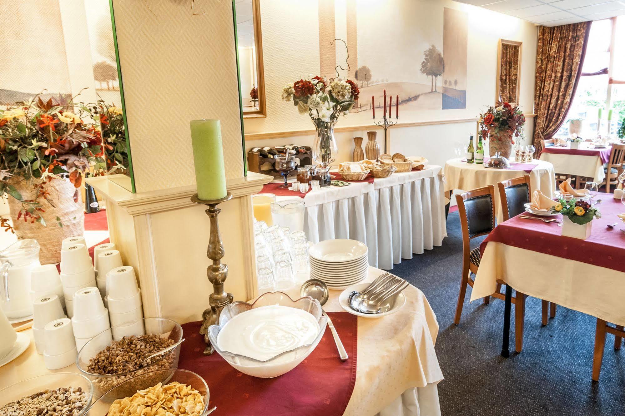 Stadshotel Ootmarsum Bagian luar foto